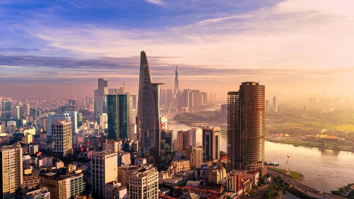 Thành phố Hồ Chí Minh - vẻ đẹp của một siêu đô thị hiện đại